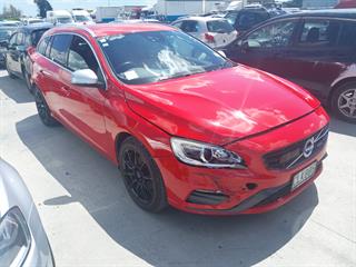 2014 Volvo V60 Station Wagon Photo