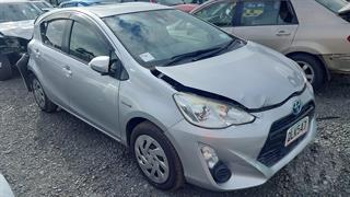 2016 Toyota Aqua Hatch Photo