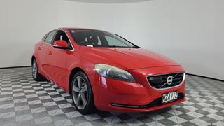 2013 Volvo V40 T4 5D Hatch Photo