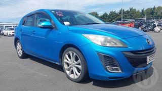 2009 Mazda Axela 5D Hatch Photo