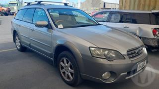 2004 Subaru Outback Station Wagon Photo