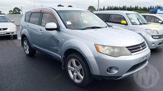2006 Mitsubishi Outlander Station Wagon Photo