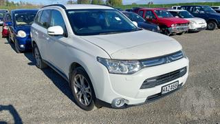 2013 Mitsubishi Outlander 2.4 XLS 4WD Station Wagon Photo