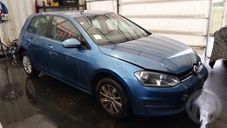 2015 Volkswagen Golf TSI Comfortline 7ds Hatch Photo