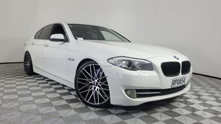 2011 BMW 528i 4D Sedan Photo