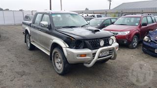 2004 Mitsubishi Triton 4WD 2.8TD Dcab GLS Dual Cab Utility Photo