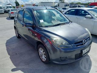 2005 Mazda Demio Hatch Photo