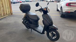 2025 Suzuki UZ50 Scooter Photo