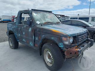 1994 Mitsubishi Pajero V6-3000 Station Wagon Photo