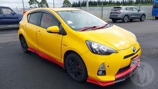 2013 Toyota Aqua Hatch Photo