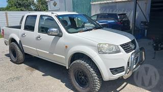 2014 GWM V240 2.4L D-cab 2WD 5M 4D Station Wagon Photo