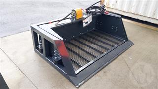 2025 Wolverine SB-12-72W Screening Bucket Photo