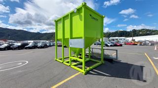 Condor CH462 Hopper Tank Photo