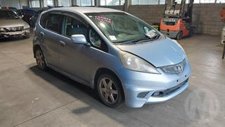 2007 Honda fit Hatch Photo
