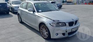 2010 BMW 120i Hatch Photo