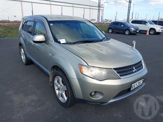 2006 Mitsubishi Outlander Station Wagon Photo