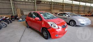 2005 Toyota Vitz Hatch Photo