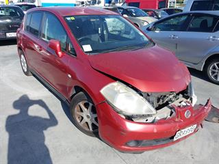 2005 Nissan Tiida Hatch Photo