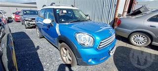 2011 BMW Mini Cooper Crossover Hatch Photo