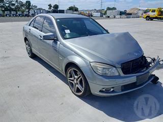 2010 Mercedes-Benz C200 Sedan Photo