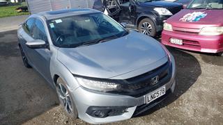 2016 Honda Civic RS Turbo 1.5PT/CVT Sedan Photo