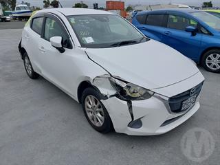 2015 Mazda Demio Hatch Photo