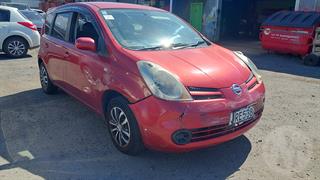 2005 Nissan Note Hatch Photo