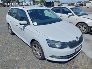 2016 Skoda Fabia Combi 81kw TSI 7dsg Station Wagon Photo
