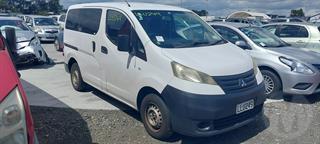 2012 Mitsubishi Delica Window Van Photo