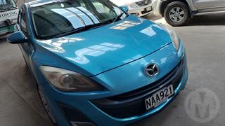 2010 Mazda Axela Sport Hatch Photo