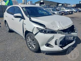 2014 Toyota Harrier Station Wagon Photo