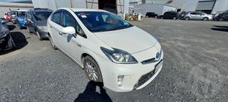2014 Toyota Prius PHV Hatch Photo