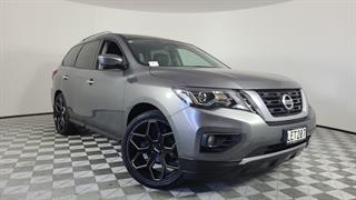 2018 Nissan Pathfinder TI 3.5P/4WD/CVT 5D Station Wagon Photo