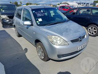 2006 Mazda Demio Hatch Photo