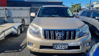 2012 Toyota Landcruiser Station Wagon Photo