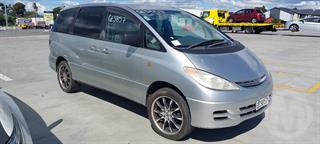 2000 Toyota Estima XL Station Wagon Photo
