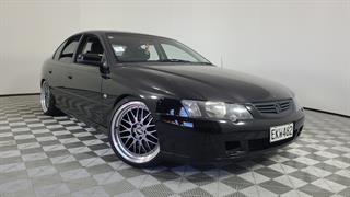 2004 Holden Commodore S V8 Auto 4D Sedan Photo