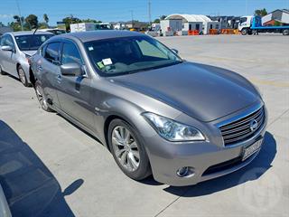 2011 Nissan Fuga Sedan Photo