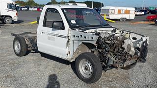 2000 Ford Courier XL Chassis Cab Utility Photo