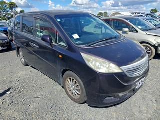 2006 Honda Stepwagon Station Wagon Photo