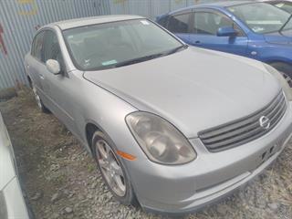 2001 Nissan Skyline Sedan Photo