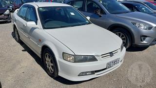 1998 Honda Accord SIR Sedan Photo