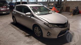 2013 Toyota Auris Hatch Photo
