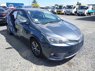 2017 Toyota Corolla GLX 1.8P/CVT Sedan Photo