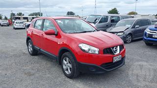 2012 Nissan Qashqai 2.0 ST AT Hatch Photo