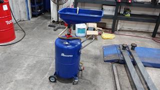 oil Drainer Workshop Equipment Photo