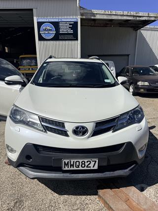 2015 Toyota RAV4 Station Wagon Photo