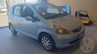 2004 Honda Jazz 1.3I 5D MT Hatch Hatch Photo