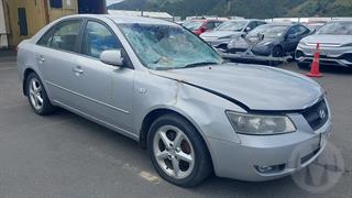 2005 Hyundai Sonata 2.4 Elite Sedan Photo