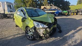 2015 Toyota Aqua Hatch Photo